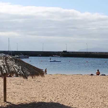 Cozy And Bright Apartment Machico  Exteriör bild